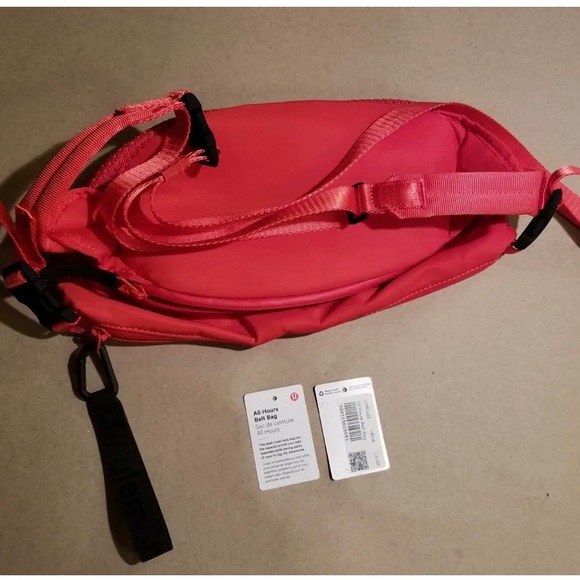 Lululemon red all hours belt bag - Picture 3 of 4